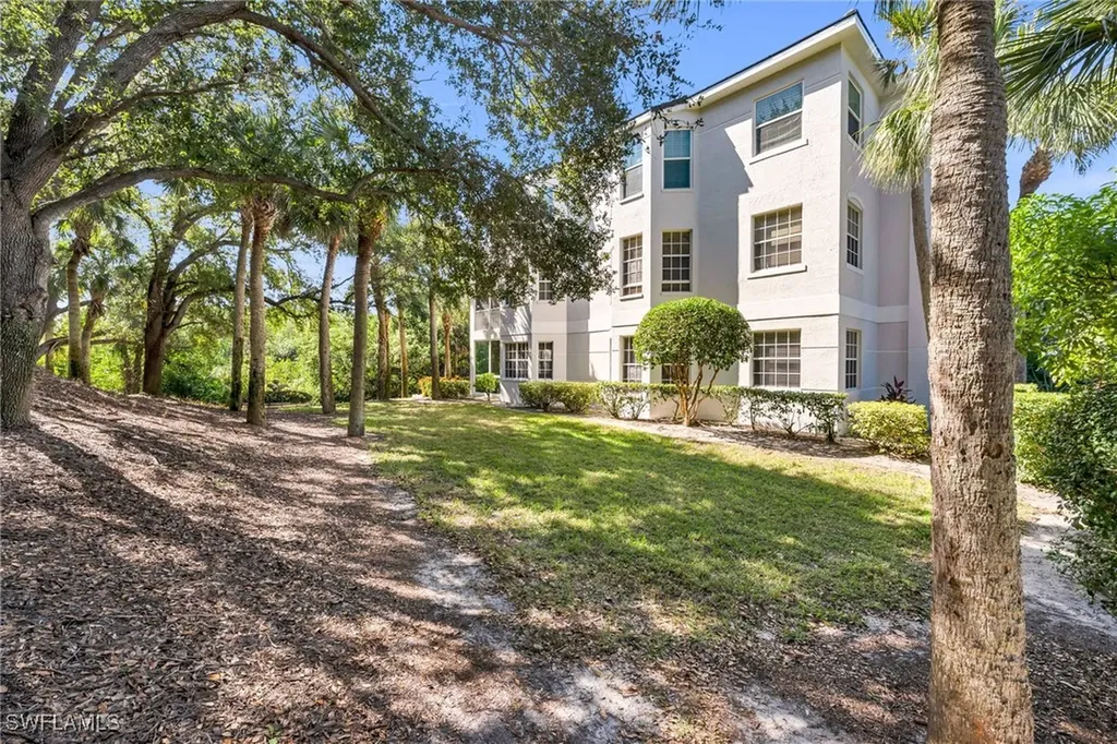 3421 Pointe Creek Court Bonita Springs FL 34134