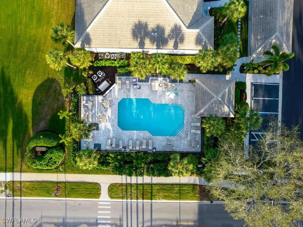2220 Chesterbrook Court Naples FL 34109
