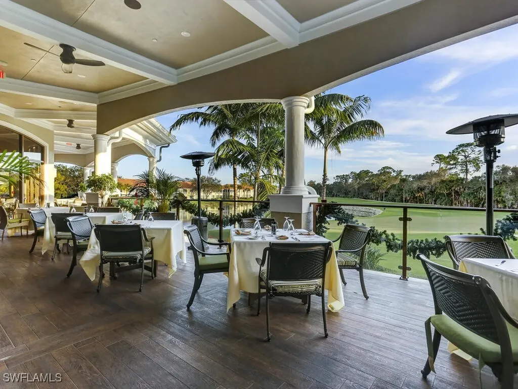2220 Chesterbrook Court Naples FL 34109