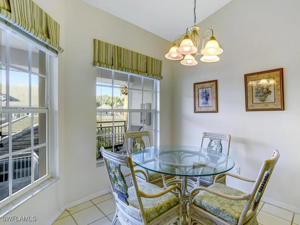 2220 Chesterbrook Court Naples FL 34109