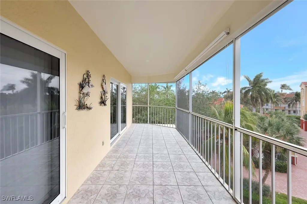 816 W Elkcam Circle Marco Island FL 34145