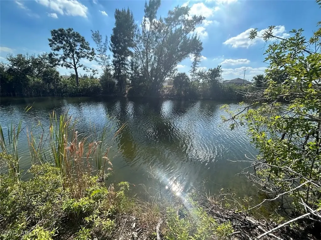 122 NW 20th Street Cape Coral FL 33993