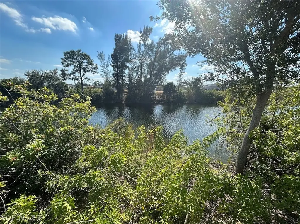 122 NW 20th Street Cape Coral FL 33993