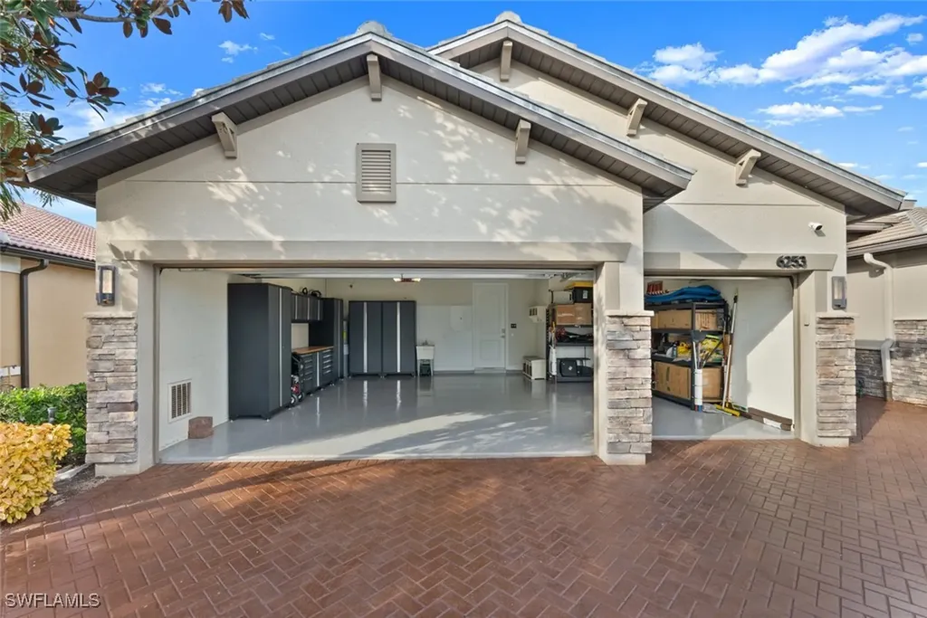 6253 Victory Drive Ave Maria FL 34142