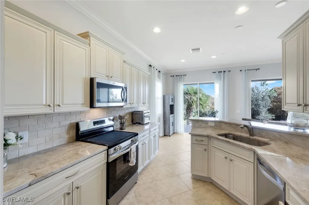 9550 Ironstone Terrace Naples FL 34120