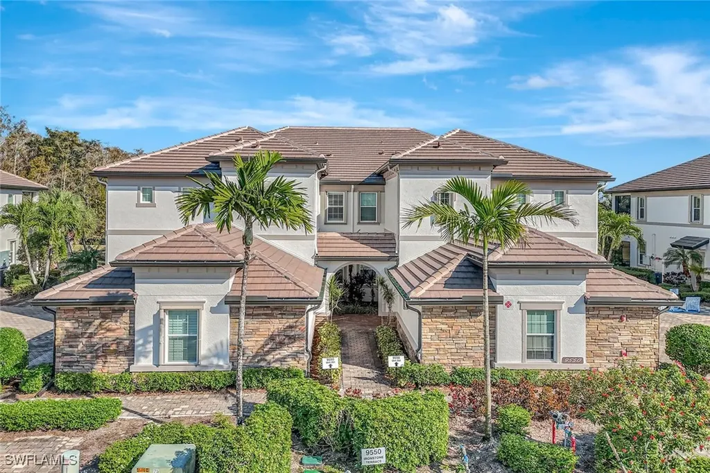 9550 Ironstone Terrace Naples FL 34120