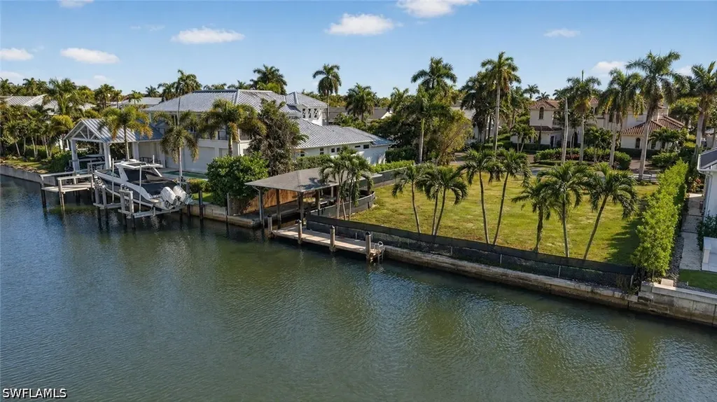 601 17th Avenue S Naples FL 34102