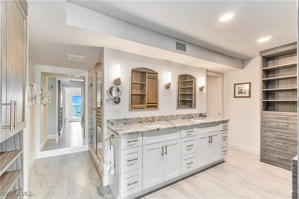 2919 Gulf Shore Boulevard N Naples FL 34103