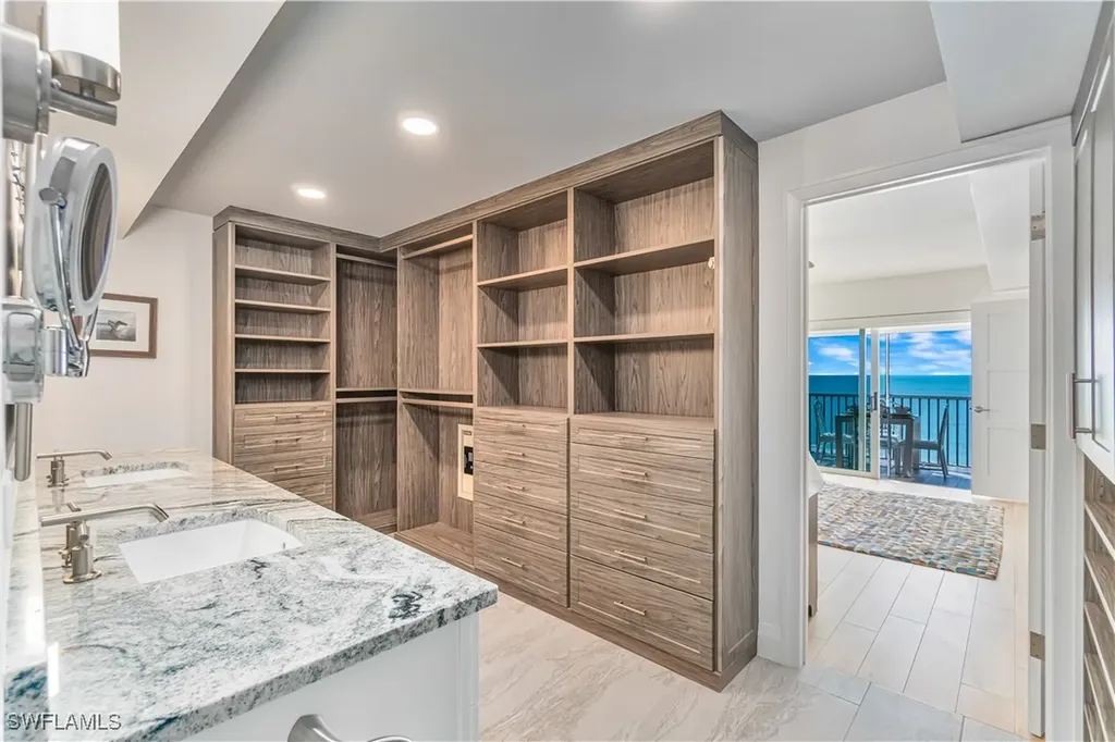 2919 Gulf Shore Boulevard N Naples FL 34103