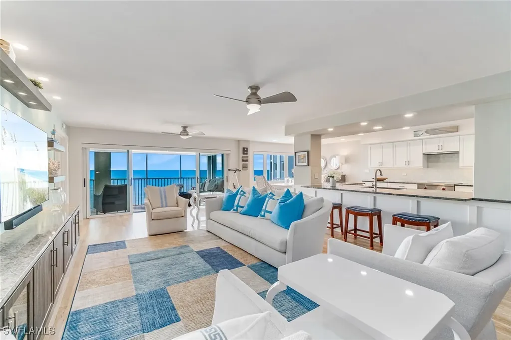 2919 Gulf Shore Boulevard N Naples FL 34103