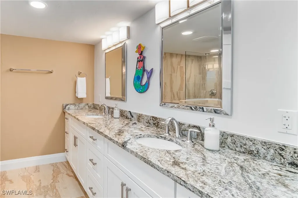 2919 Gulf Shore Boulevard N Naples FL 34103