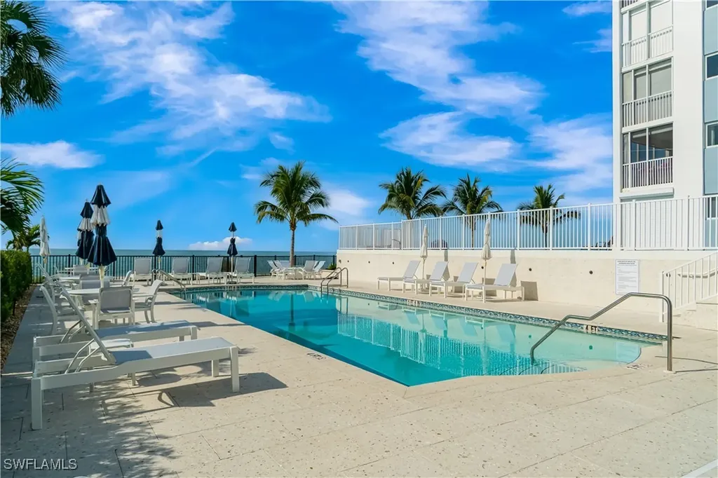 2919 Gulf Shore Boulevard N Naples FL 34103