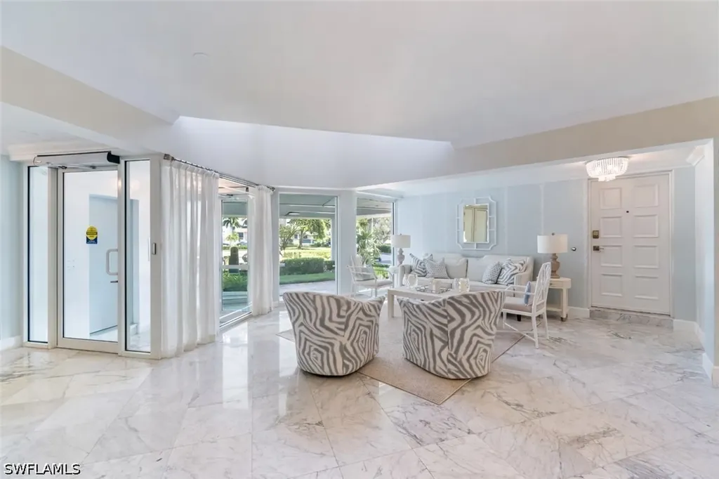 2919 Gulf Shore Boulevard N Naples FL 34103
