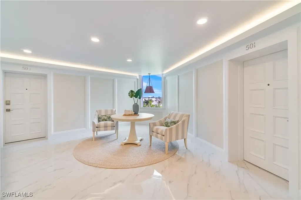 2919 Gulf Shore Boulevard N Naples FL 34103
