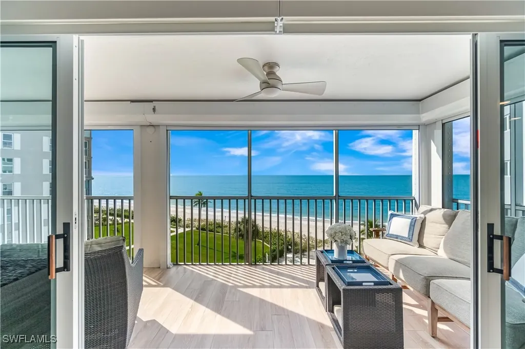 2919 Gulf Shore Boulevard N Naples FL 34103