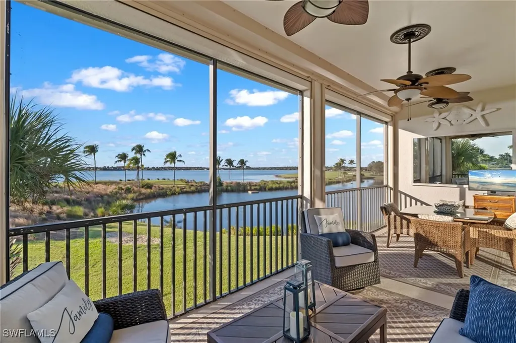 Naples FL, 9064 Siesta Bay Drive, Unit 201