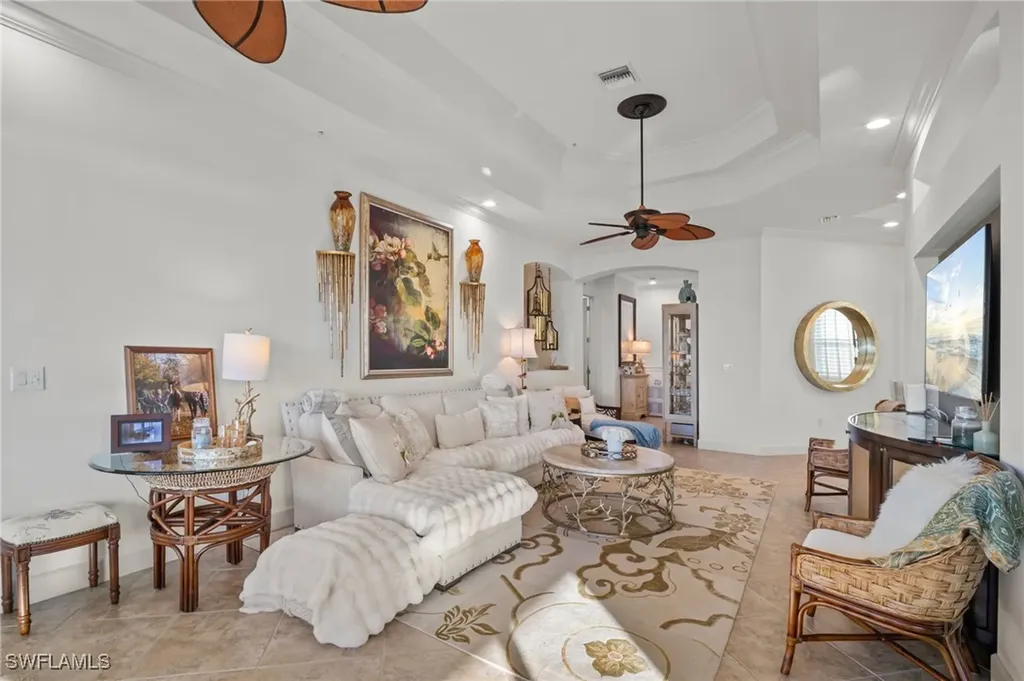 9064 Siesta Bay Drive Naples FL 34120