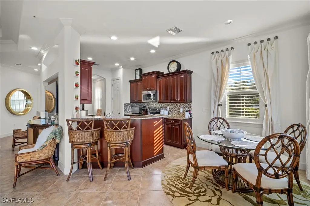 9064 Siesta Bay Drive Naples FL 34120