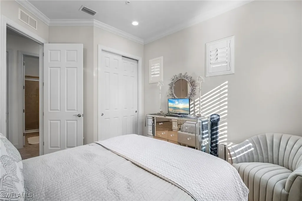 9064 Siesta Bay Drive Naples FL 34120