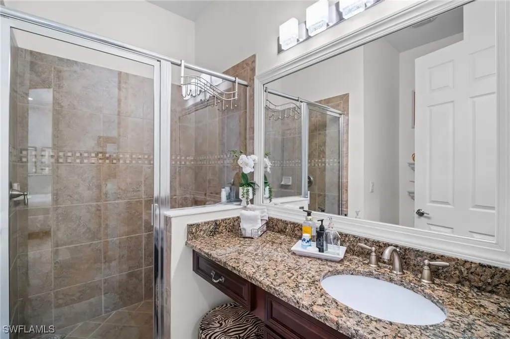 9064 Siesta Bay Drive Naples FL 34120