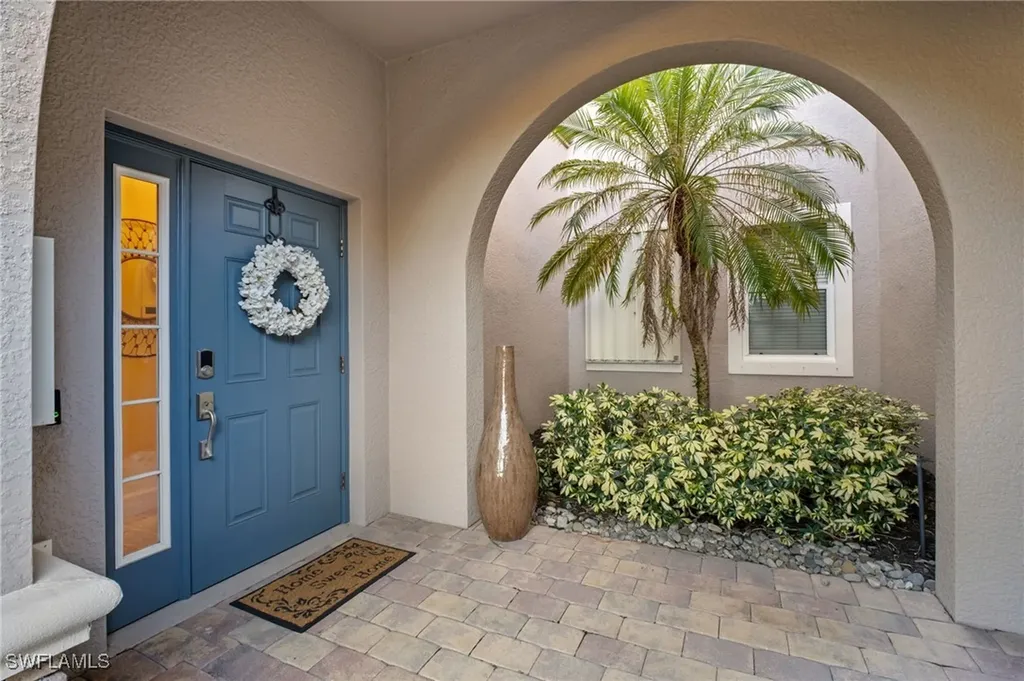 9064 Siesta Bay Drive Naples FL 34120