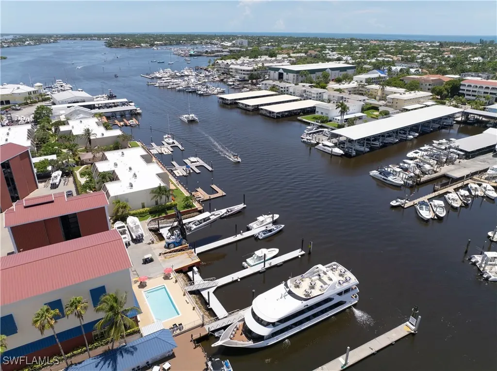 750 River Point B3-1 Drive Naples FL 34102