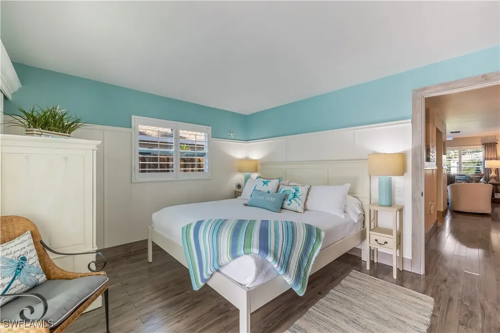 564 109th Avenue N Naples FL 34108