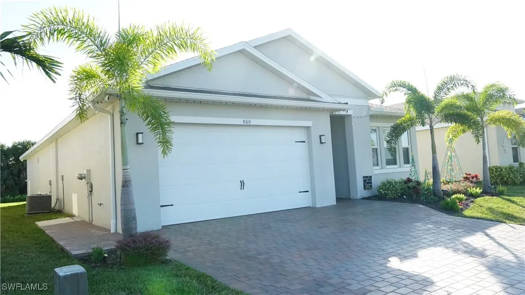 860 Heather Lake Avenue Cape Coral FL 33993