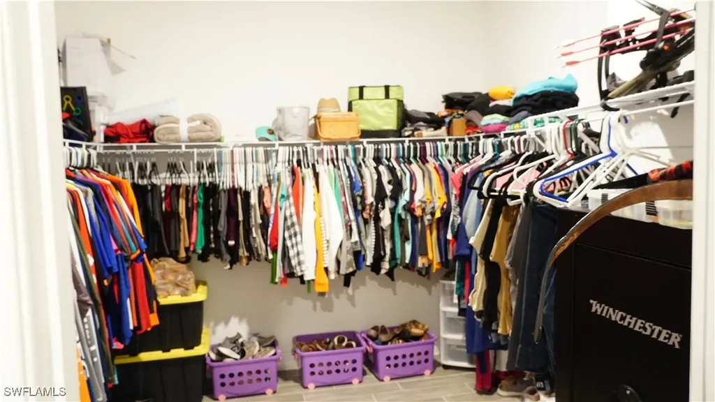 860 Heather Lake Avenue Cape Coral FL 33993