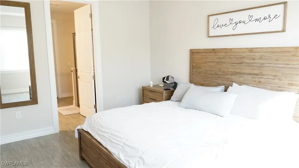 860 Heather Lake Avenue Cape Coral FL 33993