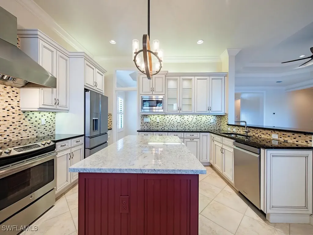 2975 Cinnamon Bay Circle Naples FL 34119