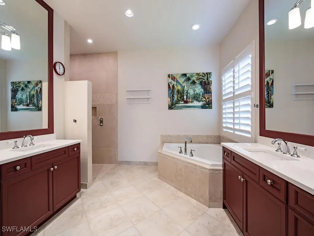 2975 Cinnamon Bay Circle Naples FL 34119