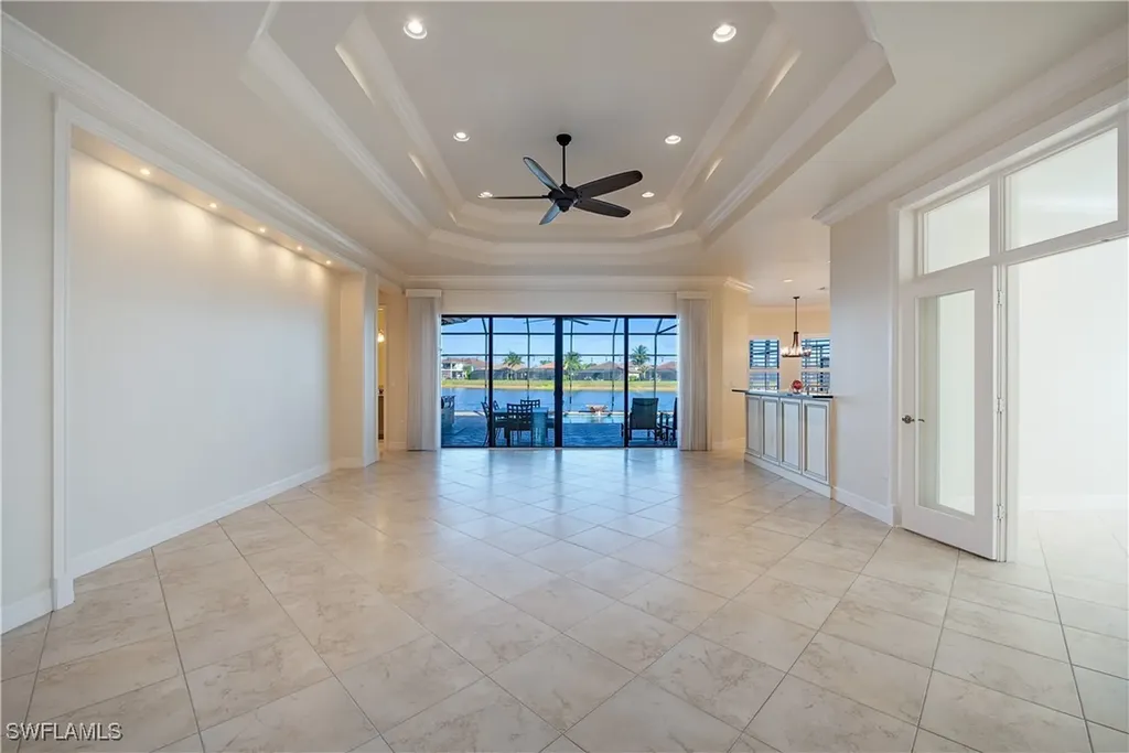 2975 Cinnamon Bay Circle Naples FL 34119