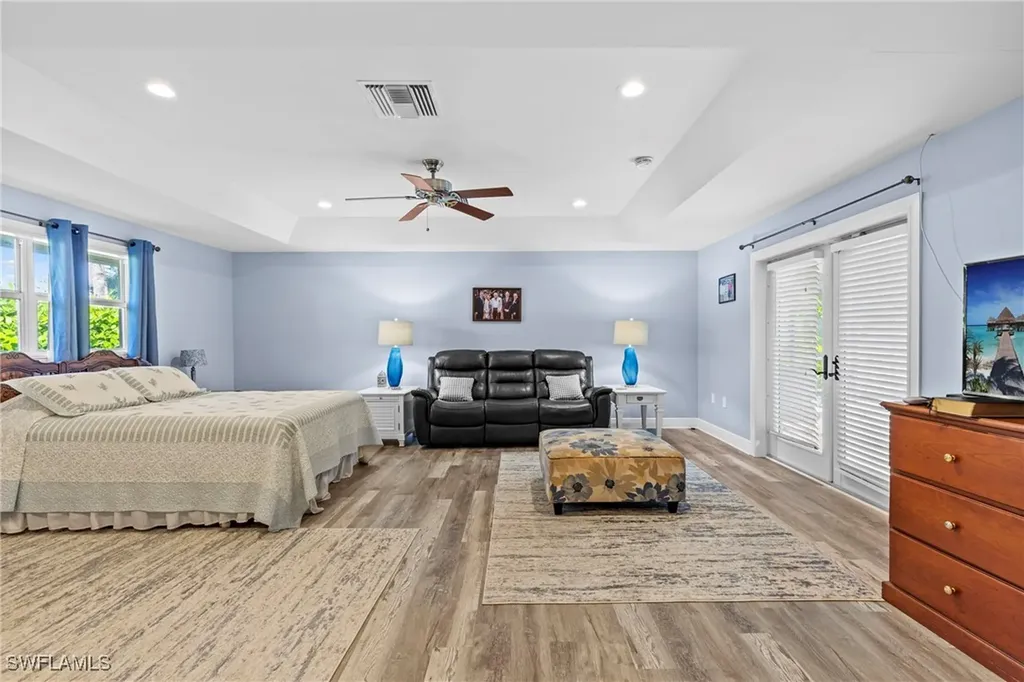 2569 Outrigger Lane Naples FL 34104