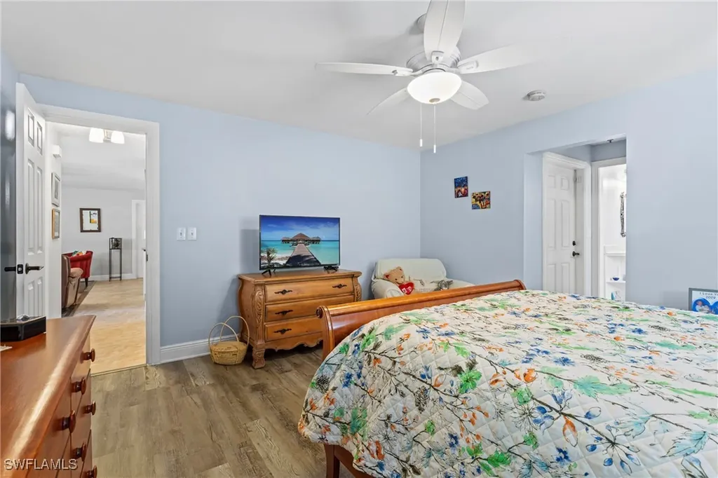 2569 Outrigger Lane Naples FL 34104