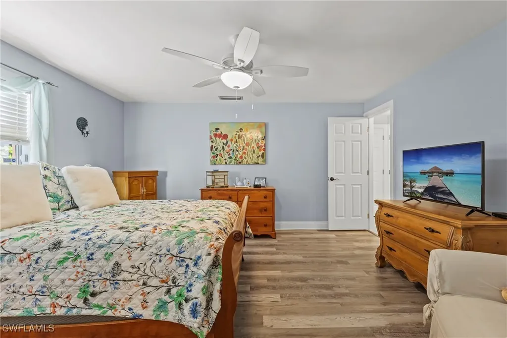 2569 Outrigger Lane Naples FL 34104