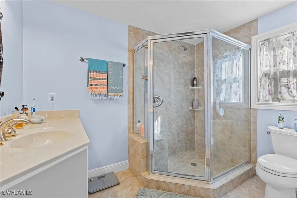 2569 Outrigger Lane Naples FL 34104