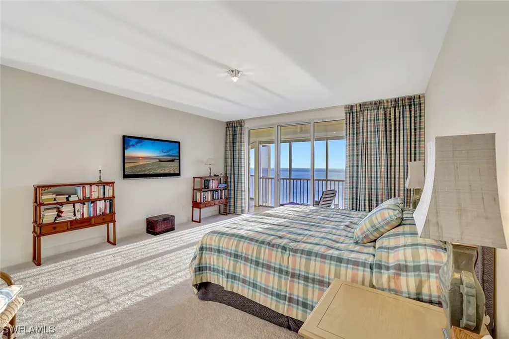 8111 Bay Colony Drive Naples FL 34108