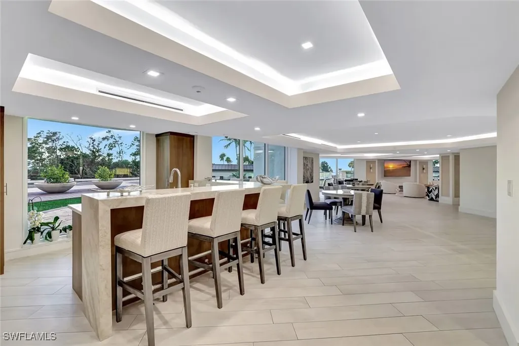 8111 Bay Colony Drive Naples FL 34108