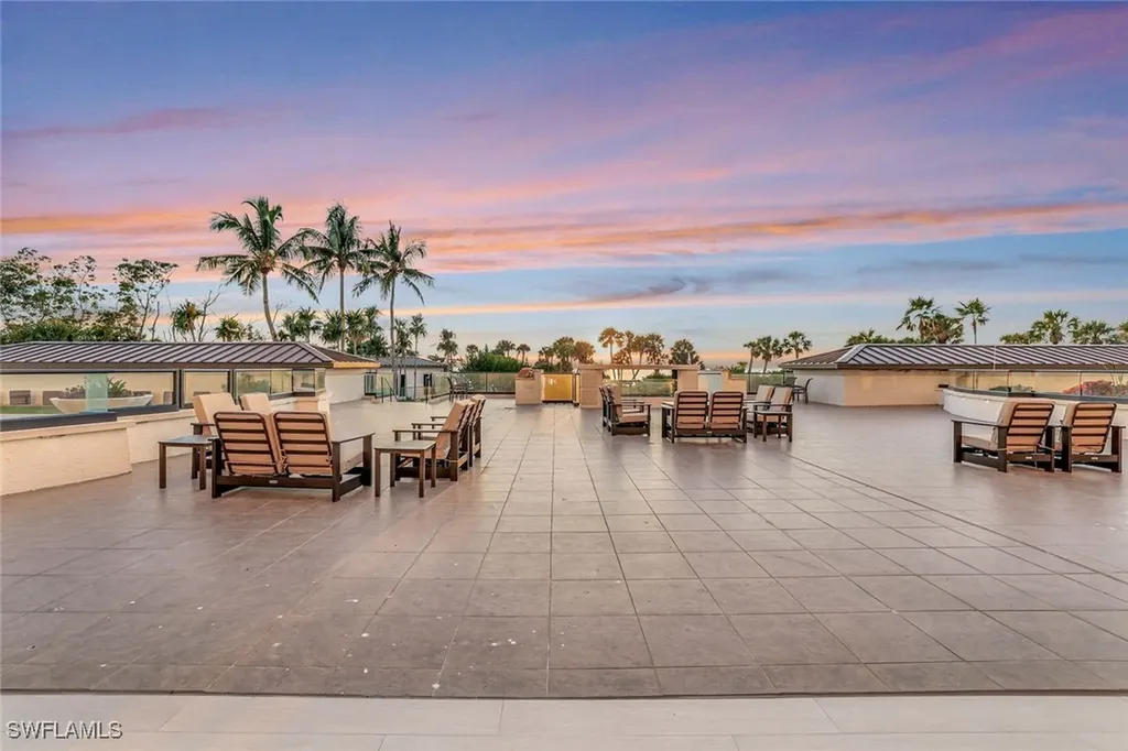 8111 Bay Colony Drive Naples FL 34108