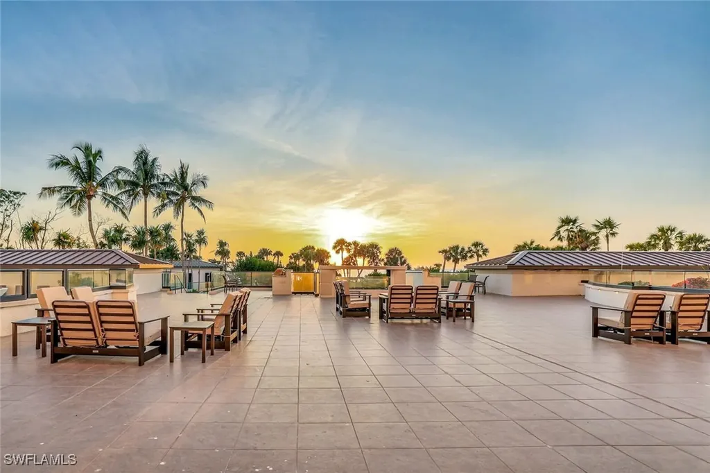 8111 Bay Colony Drive Naples FL 34108