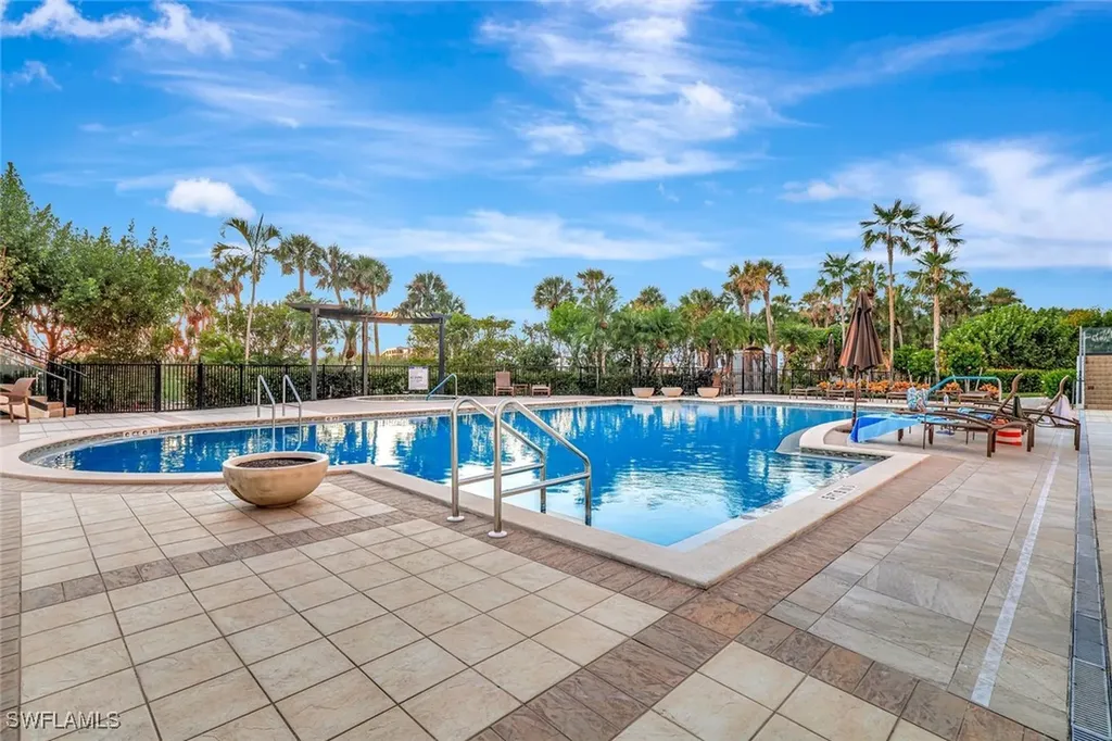 8111 Bay Colony Drive Naples FL 34108