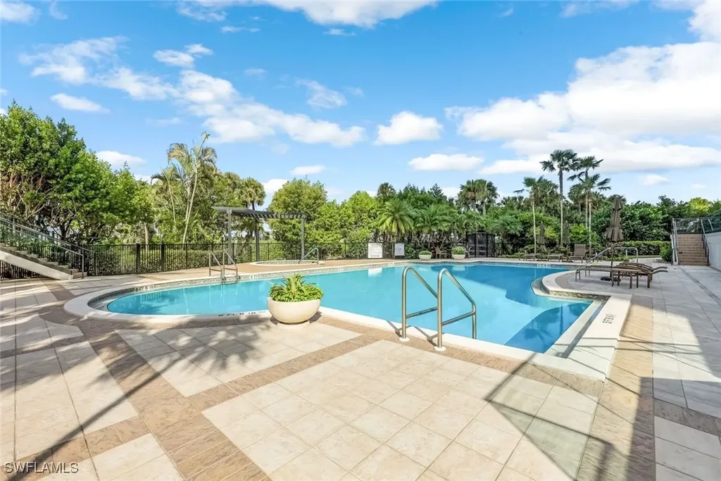 8111 Bay Colony Drive Naples FL 34108