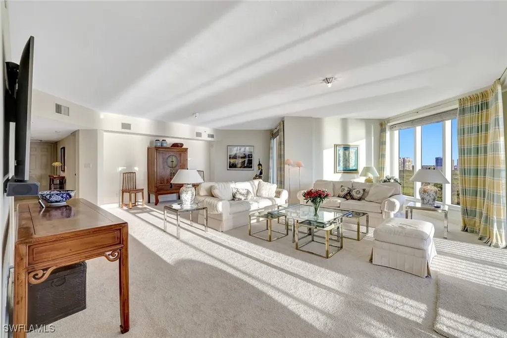 8111 Bay Colony Drive Naples FL 34108
