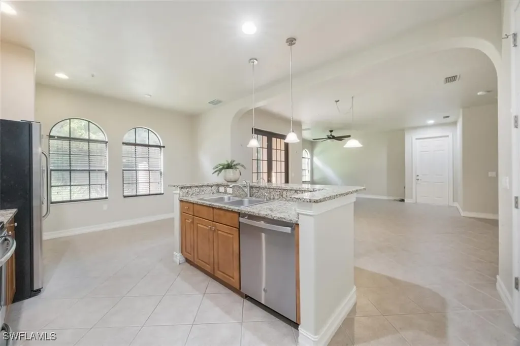 9111 Chula Vista Street Naples FL 34113