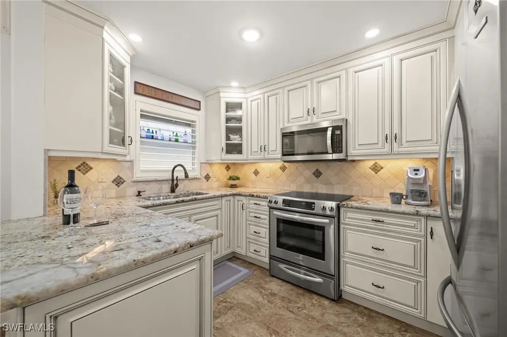 1549 Sandpiper Street Naples FL 34102