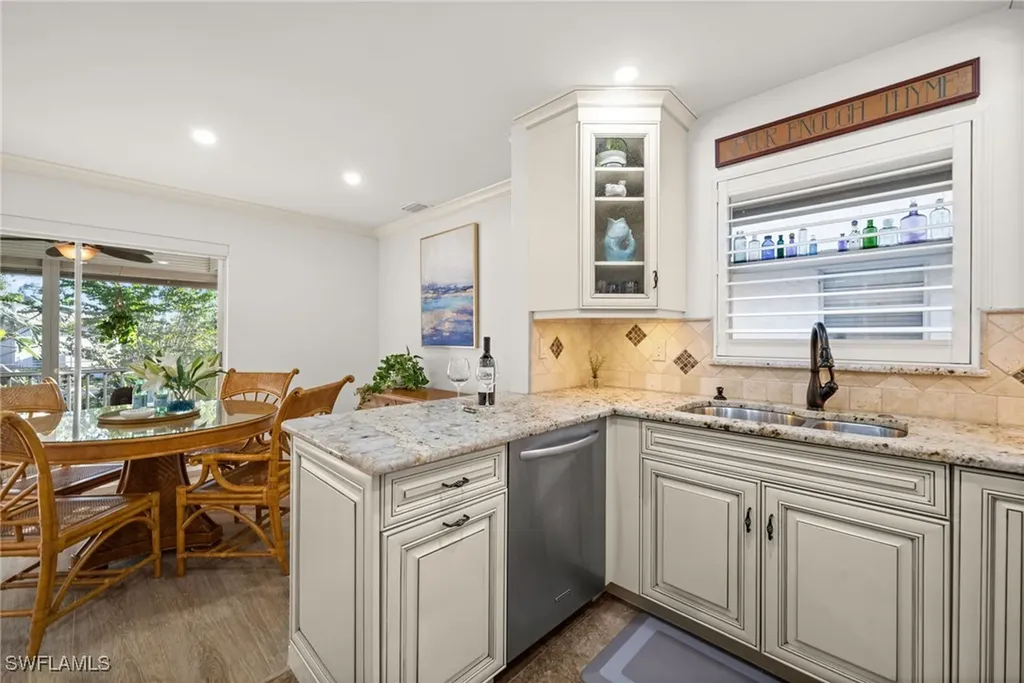 1549 Sandpiper Street Naples FL 34102
