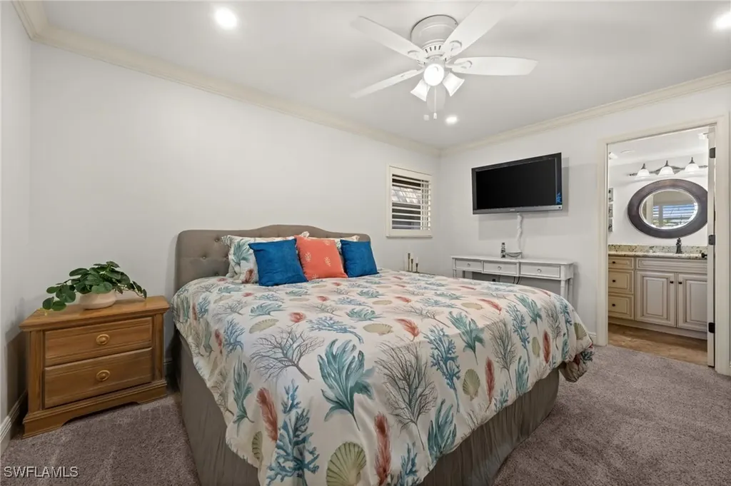 1549 Sandpiper Street Naples FL 34102