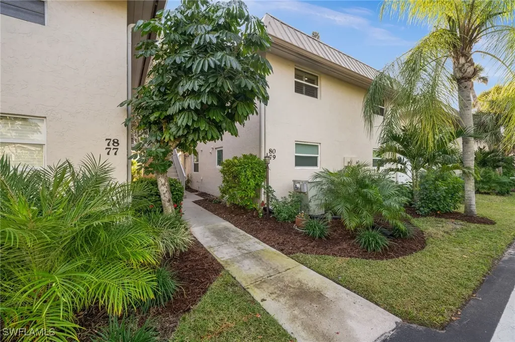 1549 Sandpiper Street Naples FL 34102