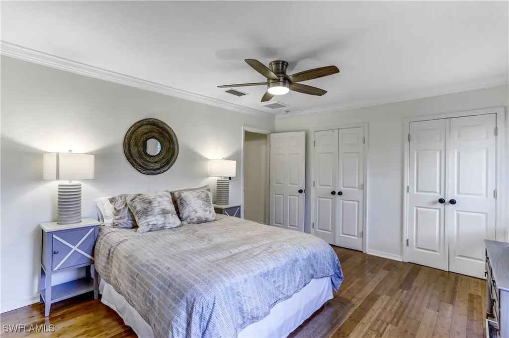 370 6th Avenue S Naples FL 34102